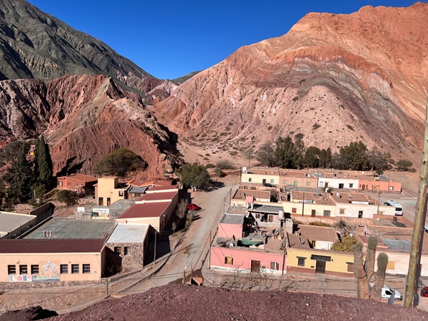 Explorando el Maravilloso Cerro 7 Colores